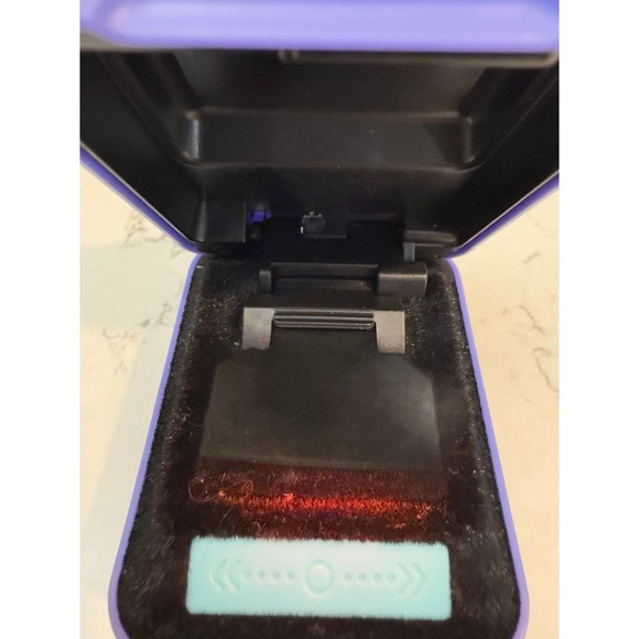 Bitzee Interactive Digital Hologram 3D Pet Takara Tomy Japan - Picture 10 of 10